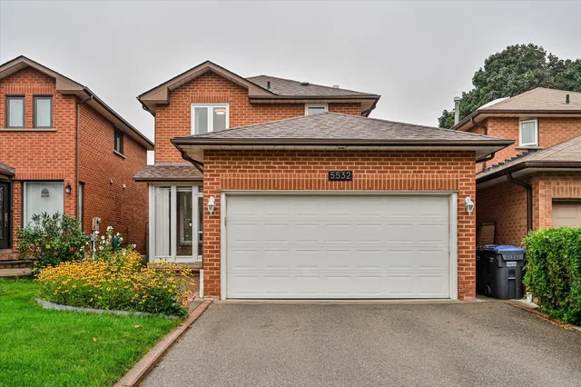 5532 Bourget Dr. Mississauga On L5r 3a4