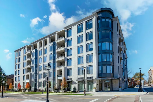 1441 Elgin St. Unit 407