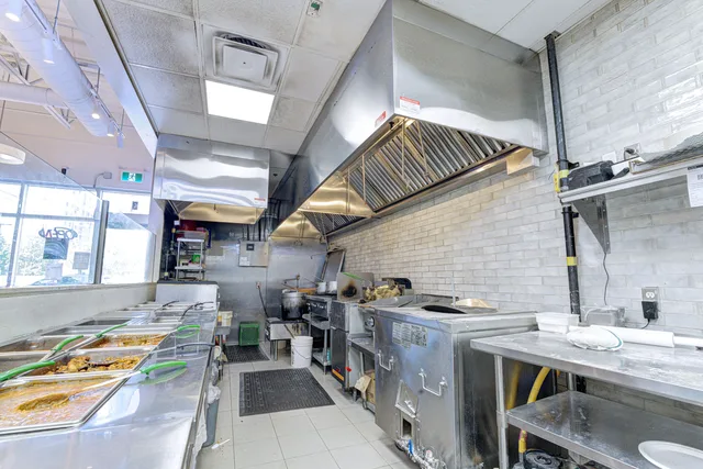 1 Glenn Hawthorne Blvd. 3 Mississauga On L5r 0c2