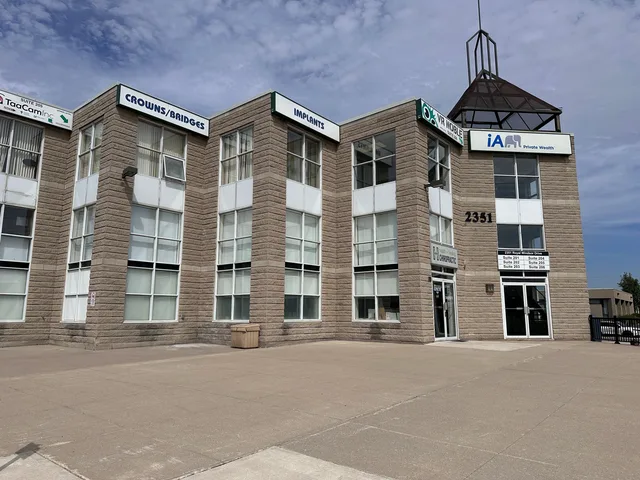 2351 Royal Windsor Dr. 206 Mississauga On L5j 4s7