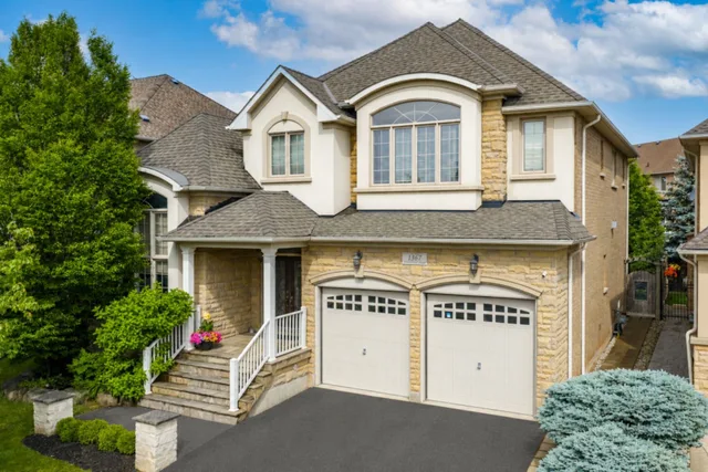 1367 Arrowhead Rd. Oakville On L6h 0c5
