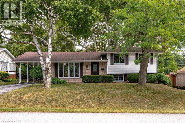 1083 Manorwood Dr.