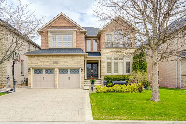 2323 Awenda Dr. Oakville On L6h 7j7