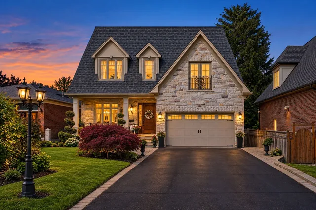 2497 Sharon Cres. Mississauga On L5c 1y9
