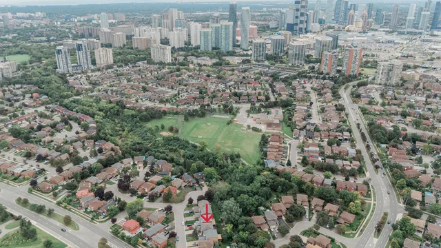 4242 Petersburg Cres. Mississauga On L4z 2t3