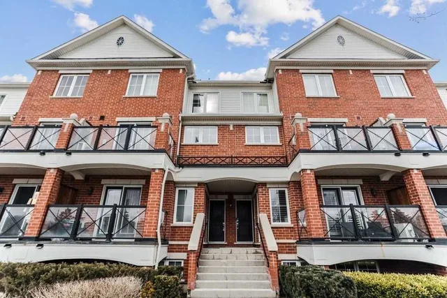2579 Sixth Line 10 Oakville On L6h 0h7