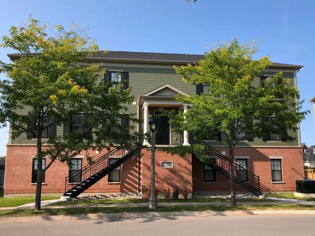 120 Garrison Village Dr. 101 Niagara-on-the-lake On L0s 1j0