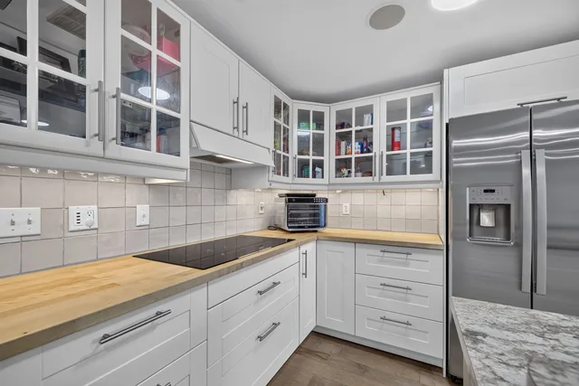 73 Hewitt Ln. Guelph On N1k 1v7