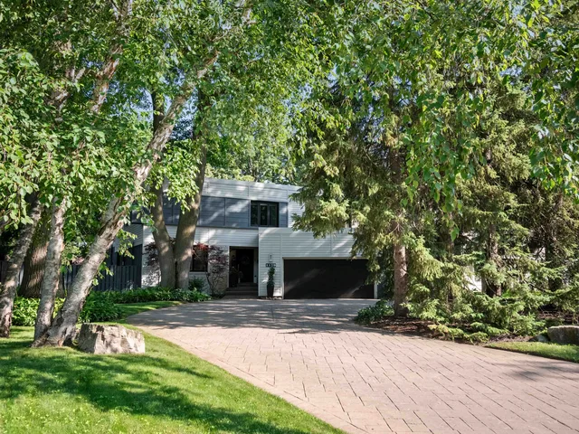 1179 Carey Rd. Oakville On L6j 2e3