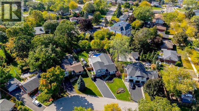 296 Kent Cres.