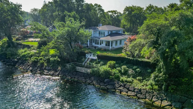 263 Niagara Blvd. Niagara-on-the-lake On L0s 1j0