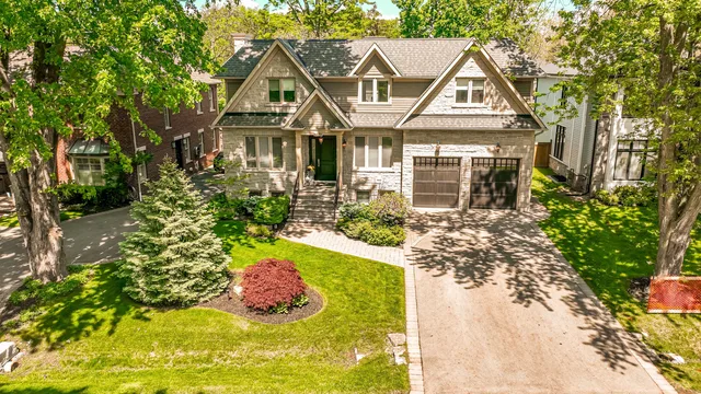 1479 Briarwood Cres. Oakville On L6j 2s8